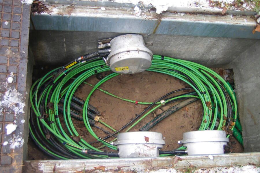 Manhole.jpg
